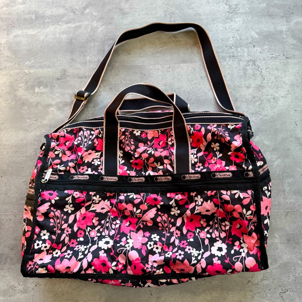 LeSportSac Large Deluxe Weekender Duffle Bag Pink and Black Floral